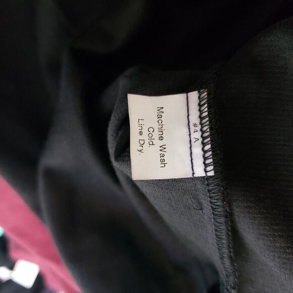 Jaflds black long black tee - Picture 2 of 8